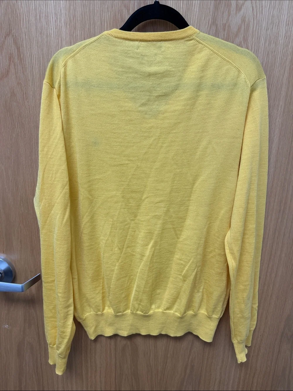 Polo by Ralph Lauren Preppy Yellow V-Neck Sweater with 100% Merino Wool size L - Picture 4 of 5